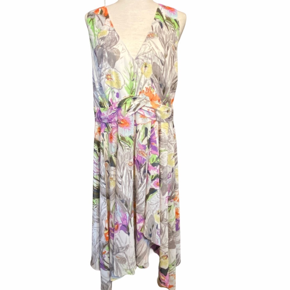 Lane Bryant NWT sleeveless floral‎ dress size 24